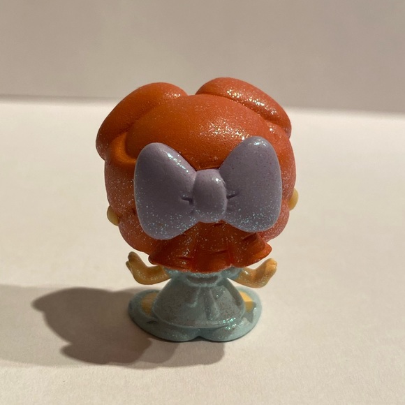 Disney Doorables Wendy Series 6 Exclusive - Picture 2 of 3